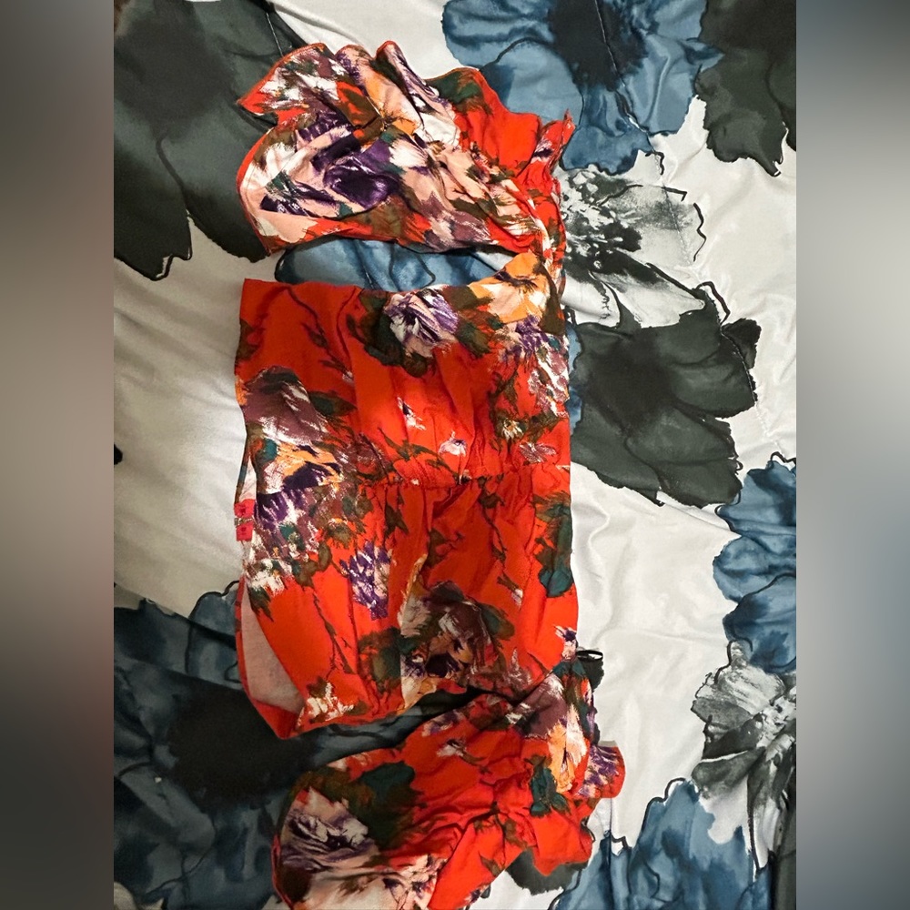 Floral top